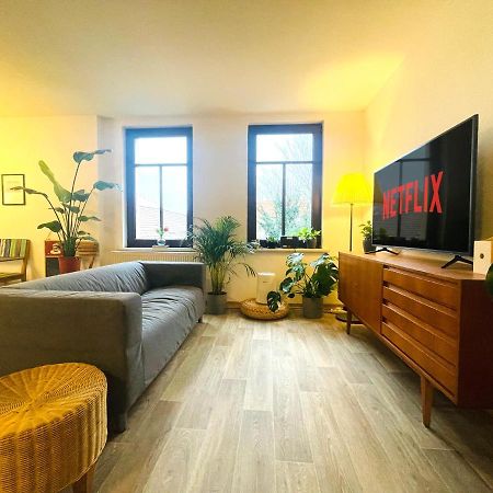 P6 - Familienwohnung Am Park Und Saale Halle  Eksteriør bilde